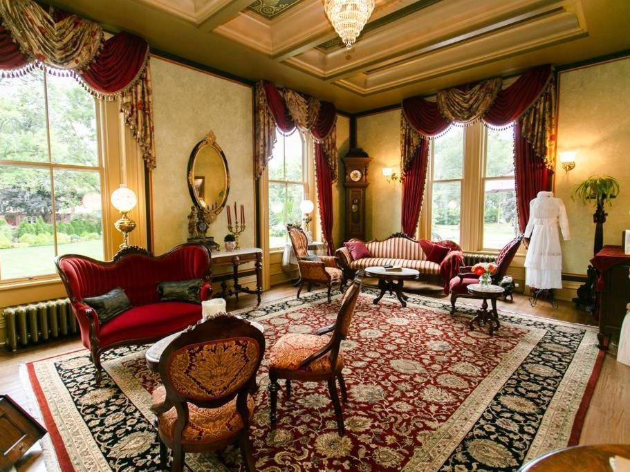 Silas W Robbins B&B Wethersfield Экстерьер фото