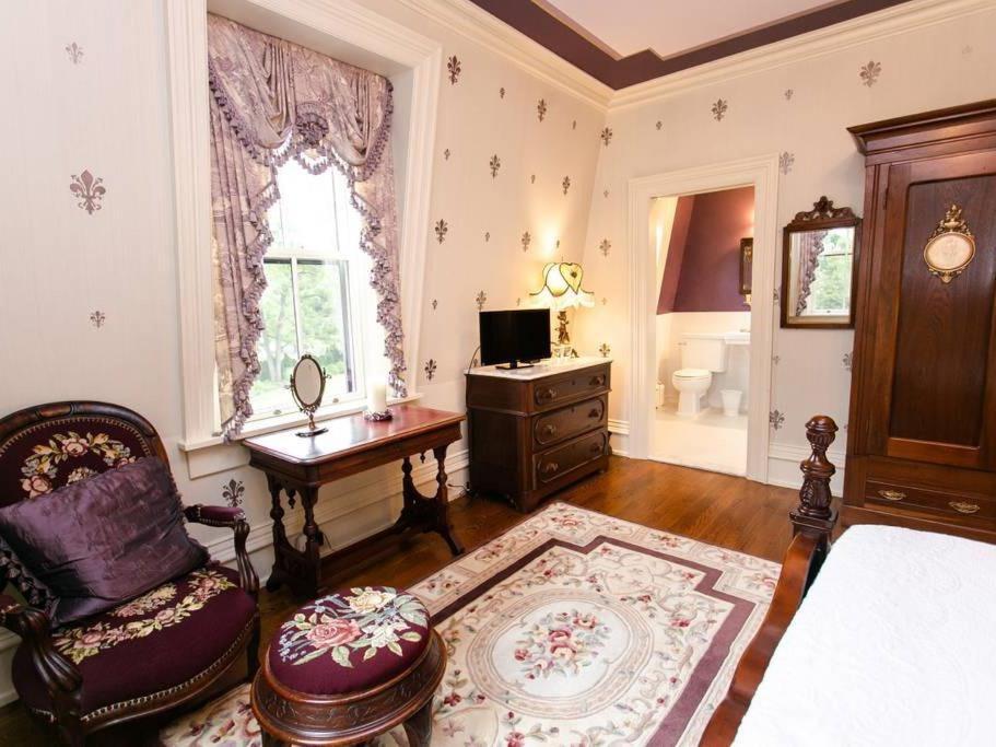 Silas W Robbins B&B Wethersfield Экстерьер фото