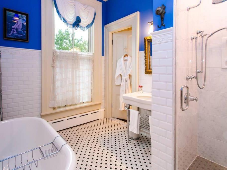Silas W Robbins B&B Wethersfield Экстерьер фото