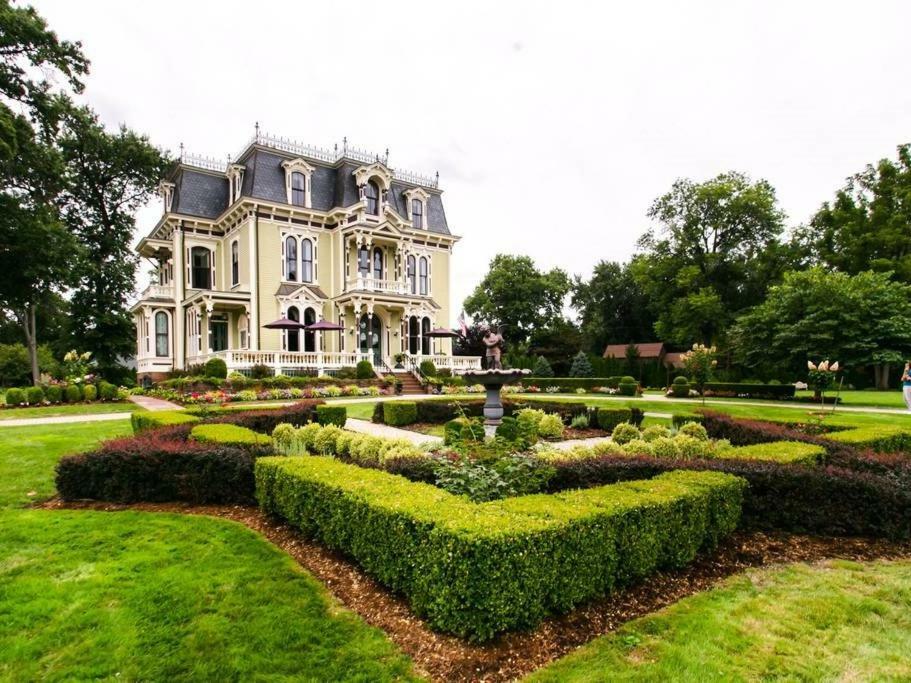 Silas W Robbins B&B Wethersfield Номер фото